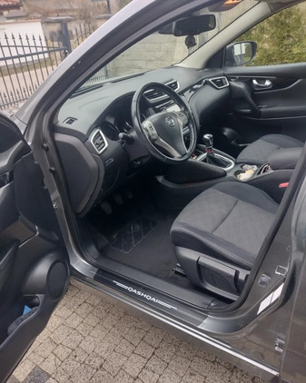 Nissan Qashqai cena 44999 przebieg: 165000, rok produkcji 2014 z Białystok małe 172